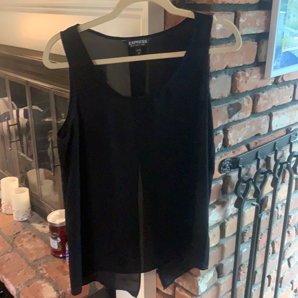 Express sleeveless top